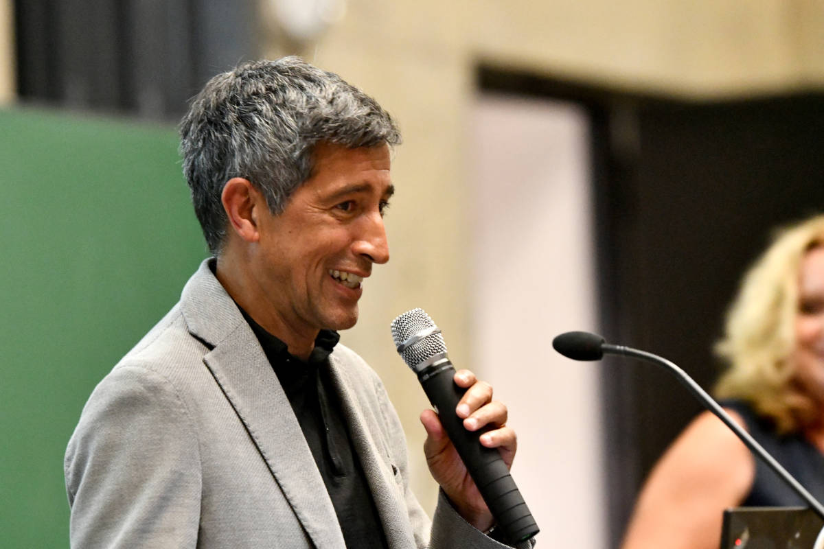 Ranga Yogeshwar erhält die Ehrendoktorwürde des FB 1: Bildungswissenschaften (Foto: Peter Rödler)