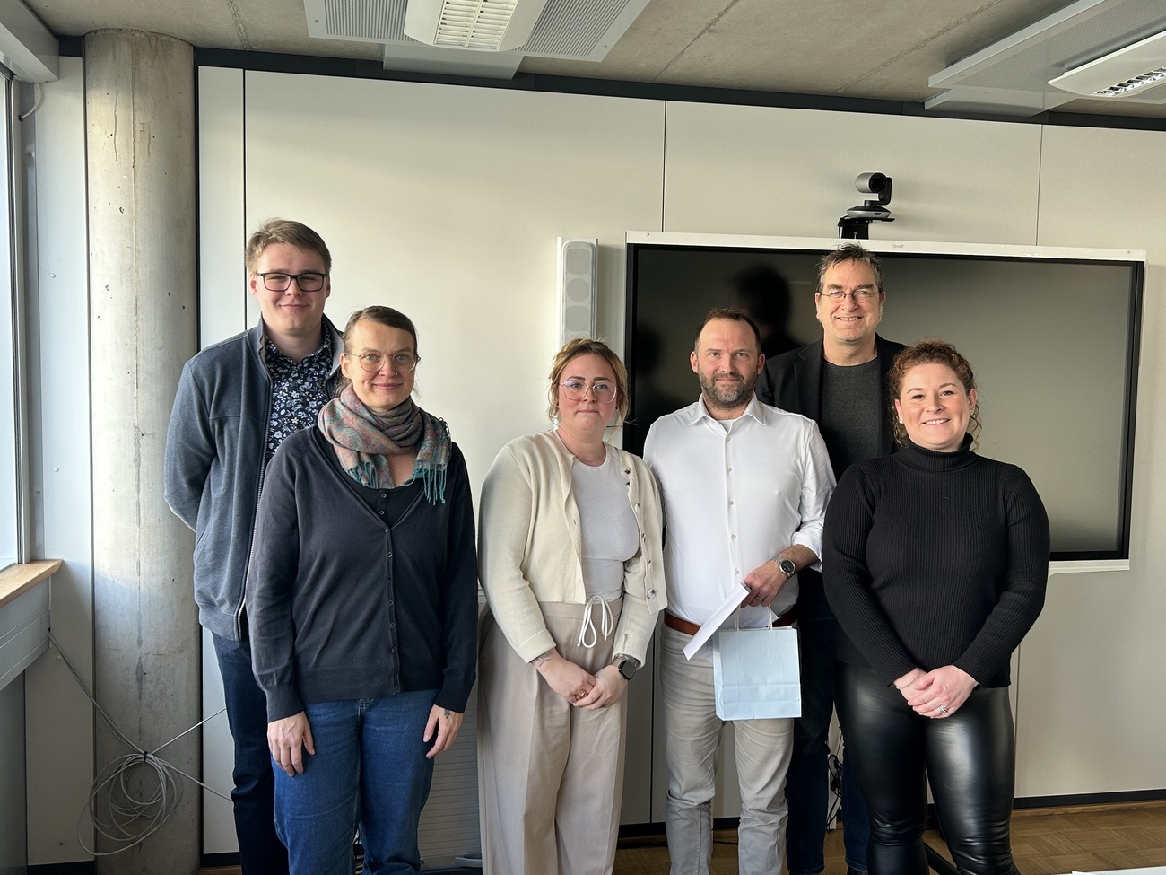 Der FB 1: Bildungswissenschaften zeichnet Herrn Dr. Marc Hannappel mit dem Lehrpreis für das Studienjahr 2024/25 aus. Die AG Lehrpreis gratuliert herzlich.