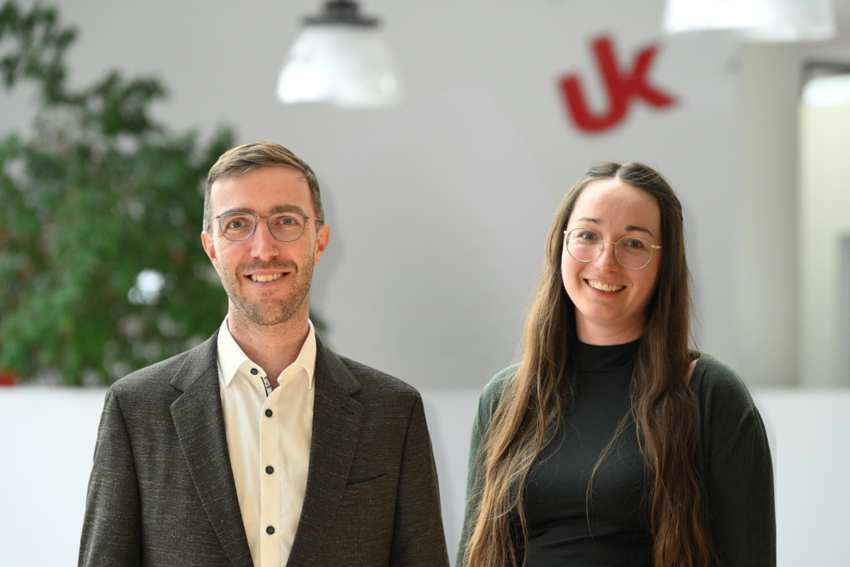 Prof. Dr. Andreas Vorholzer und Prof. Dr. Tamara Bodden. Bild: Universität Koblenz / Christoph Asche