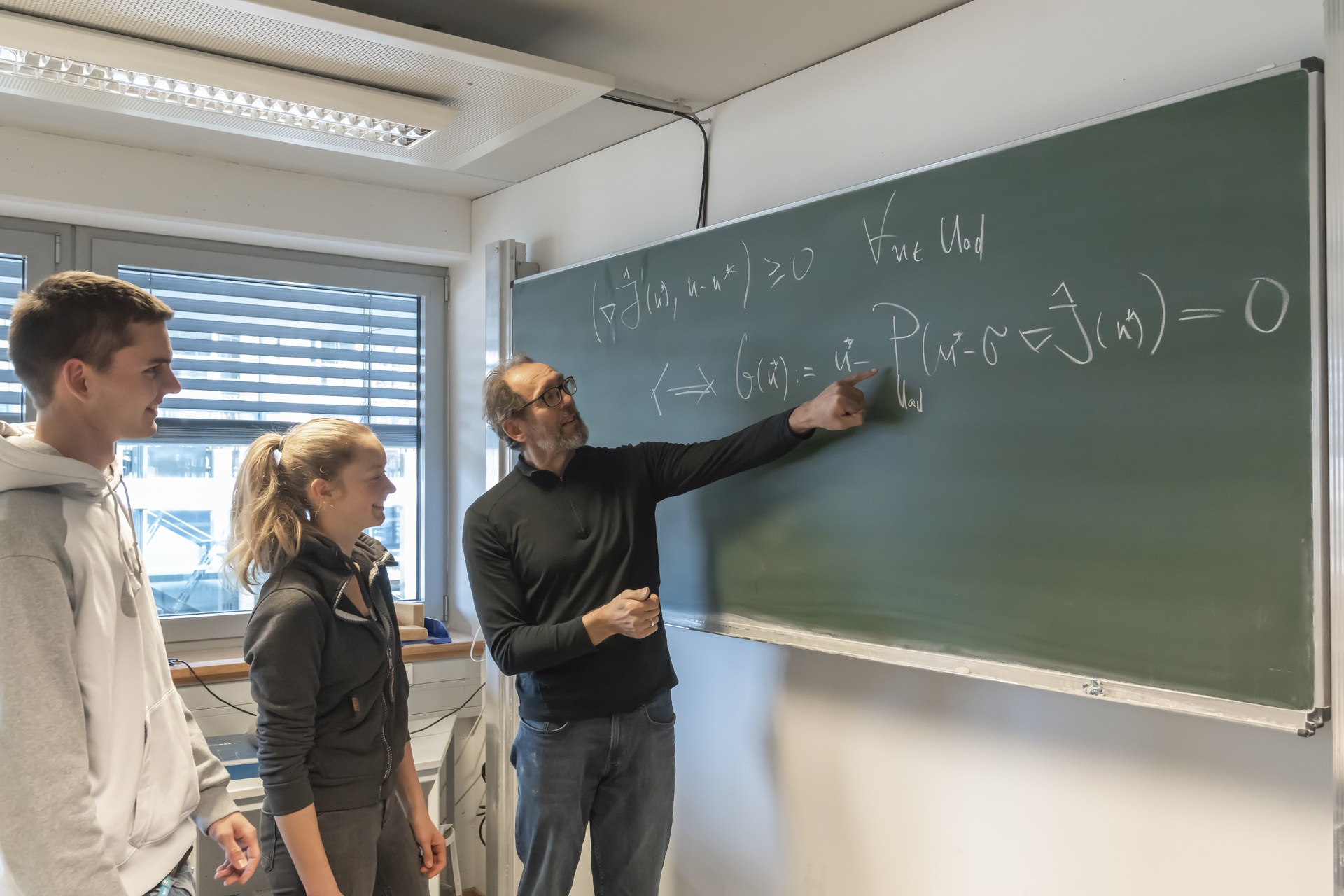 Universität Göttingen Mathematisches Institut Mathematisches Institut | Universität Koblenz