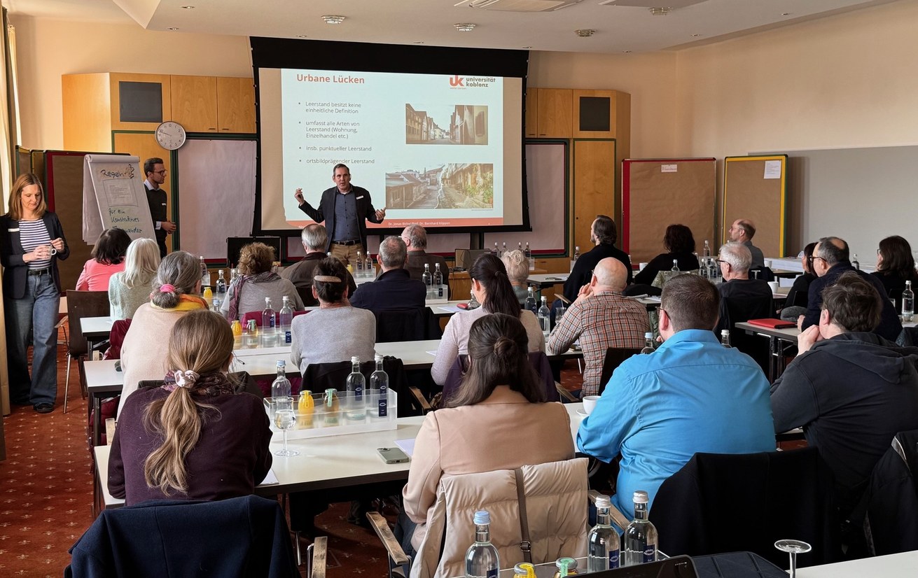 Leerstände als Zukunftschance: Vorstellung der zentralen Erkenntnisse des Citizen-Science-Projekts „Urbane Lücken“ in St. Goar. Bild: Universität Koblenz