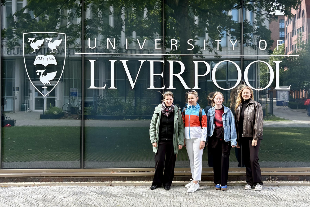 Das Projektteam in Liverpool: (v.l.) Dr.Katharina Hirt, MSc. Klodiana Dautaj, Jule Haimann und Julia Reitz