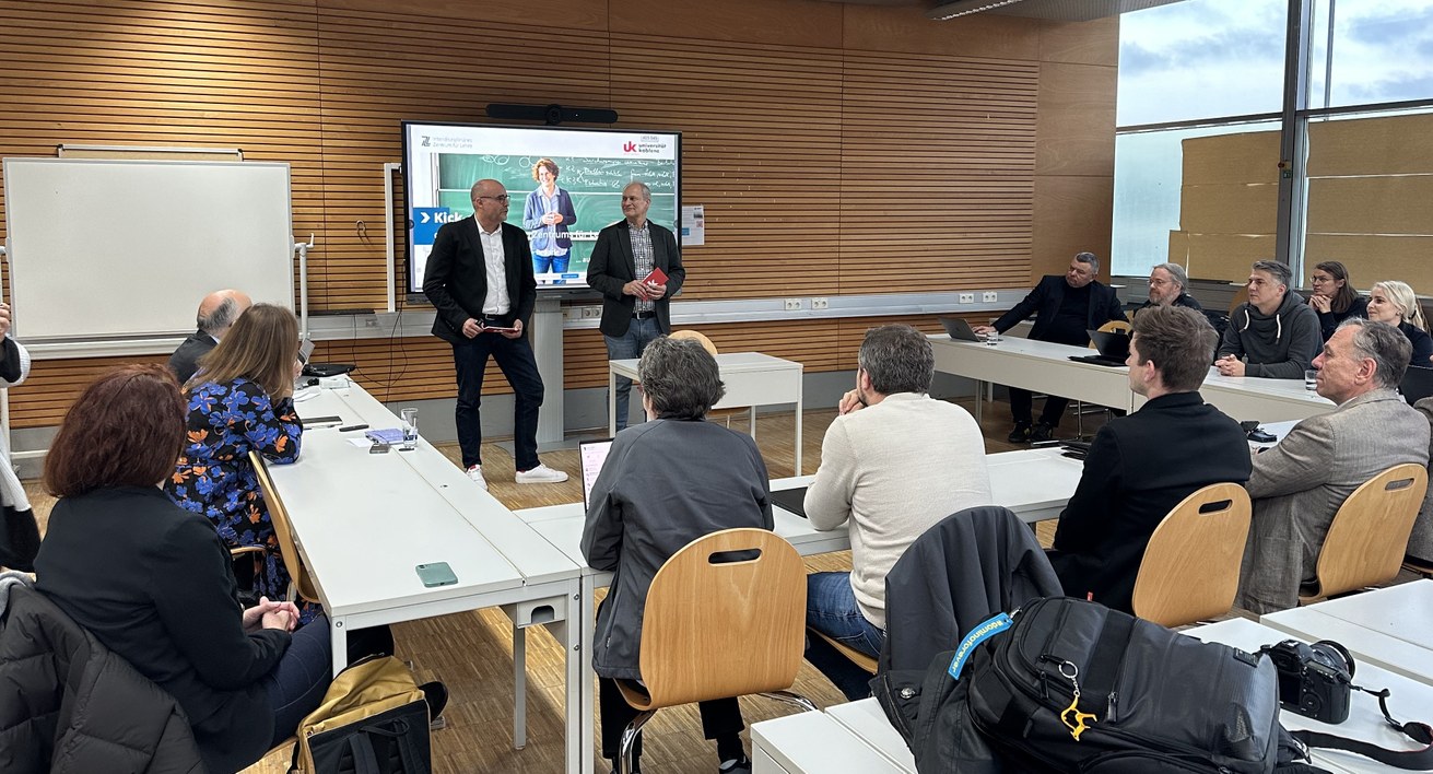 Der Kick-off des IZL bot eine Gelegenheit, gemeinsam über die Gestaltung und Voraussetzungen „guter Lehre“ zu sprechen. Bild: Universität Koblenz/Christoph Asche