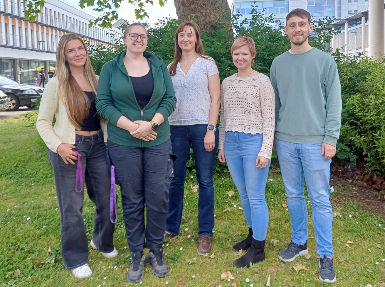 Präsentierten die Uni Koblenz als spannenden Ausbildungs- und Arbeitsort: Anna Hitzler, Sophie Kohout, Ruth Sandforth, Sarah von Styp Rekowski und Thorsten Lewentz (v. l. n. r.) Foto: Ada-Lovelace-Projekt