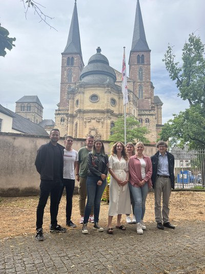 Ökumenische Exkursion zum Generalvikariat in Trier