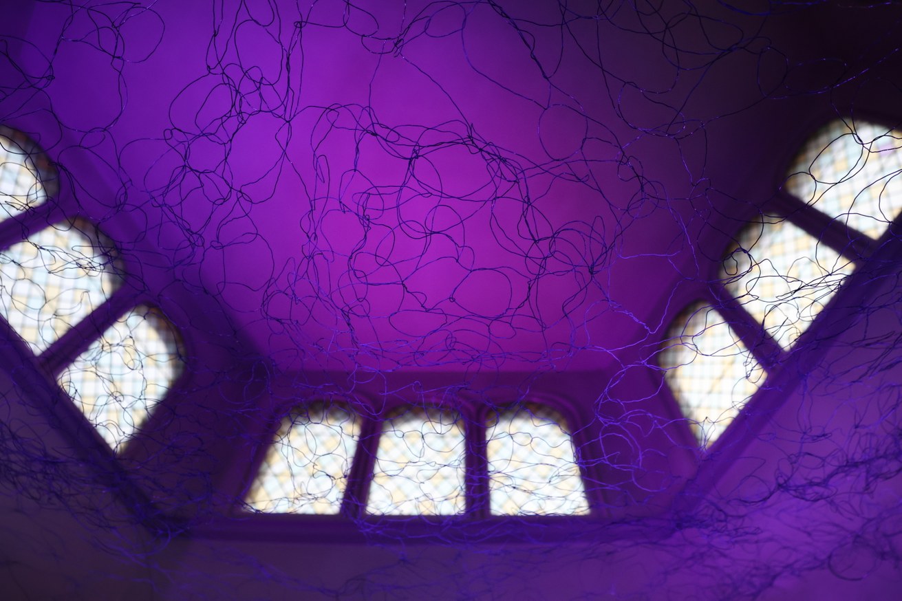 Installation: Bruder Stephan Oppermann, Benediktiner Abtei Maria Laach; Foto: Jasmin Brötz, Universität Koblenz