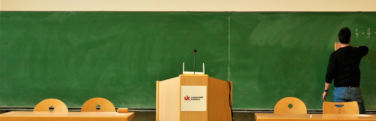 Zentrum für\nLehrerbildung